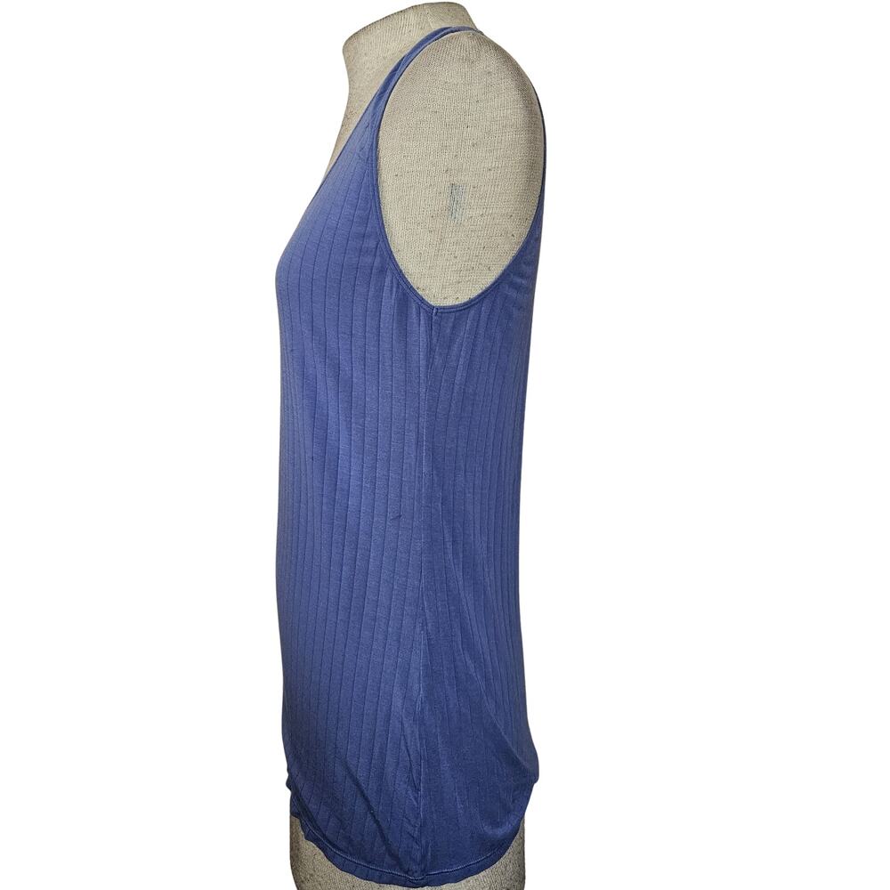 Blue Ribbed Tank Size Large - Picture 4 of 4